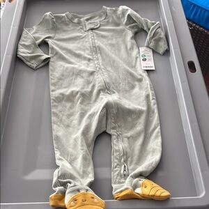 Carter's Green with white hearts zippy pjs